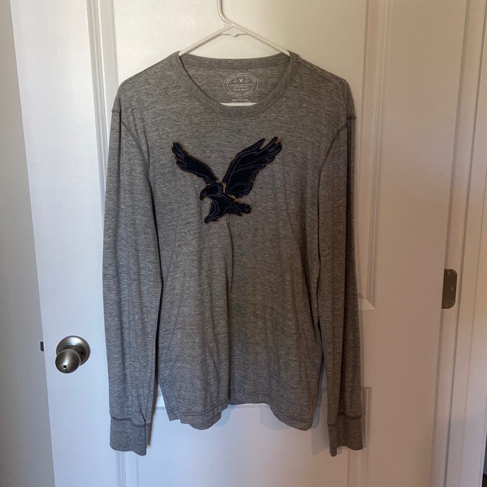 American Eagle Long Sleeve Shirt
